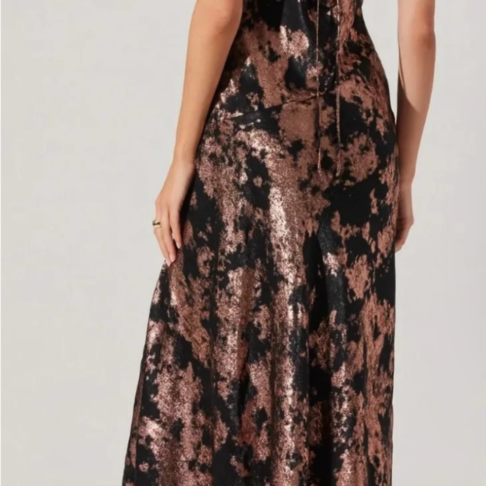 Astr Black & Rose Gold Dress - Picture 4 of 10